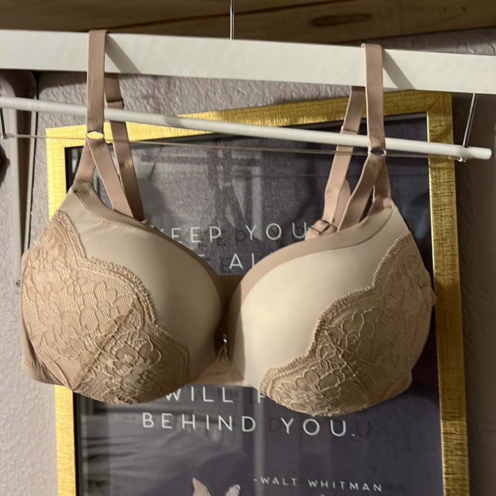 Maidenform Push Up Bra comfort devotion New